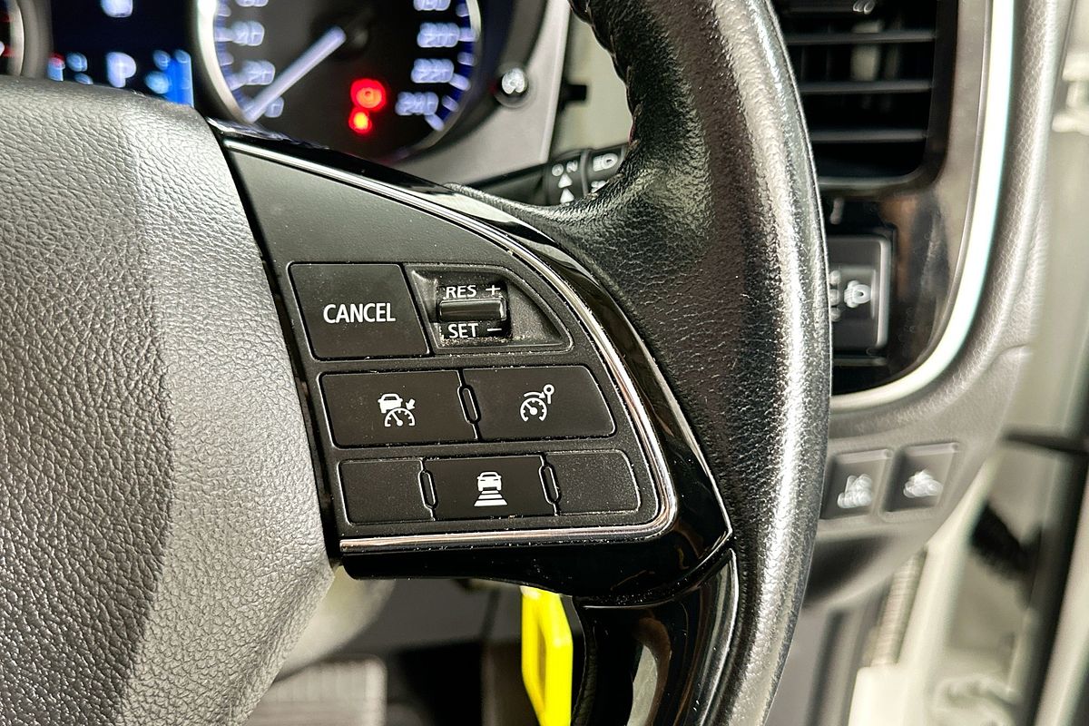 2021 Mitsubishi OUTLANDER ES 7 SEAT (2WD) ZL MY21