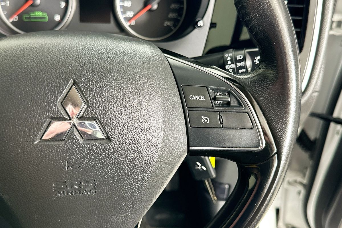 2017 Mitsubishi OUTLANDER LS (4x2) ZK MY17