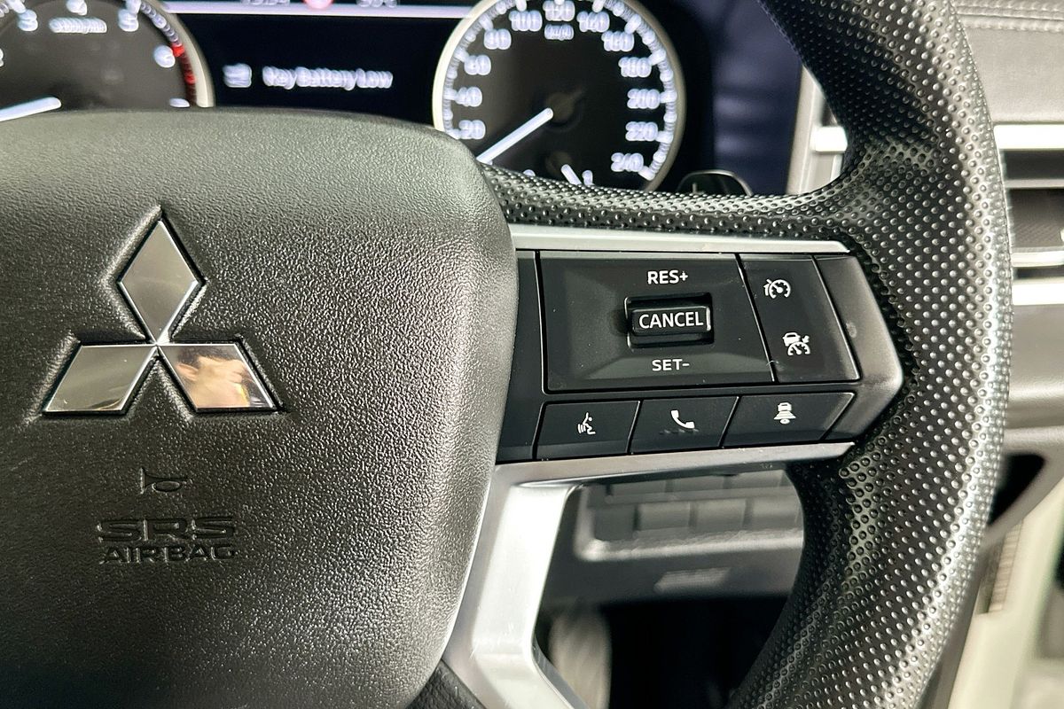 2023 Mitsubishi OUTLANDER ES 7 SEAT (2WD) ZM MY23