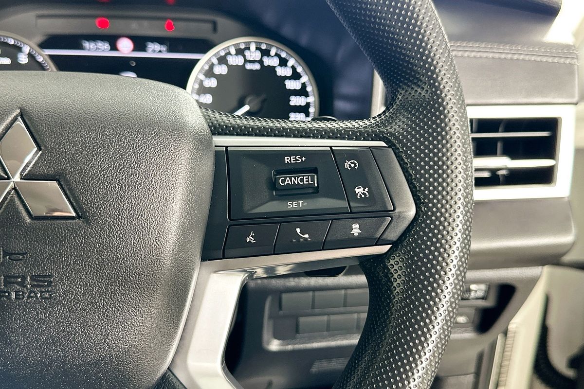 2023 Mitsubishi OUTLANDER ES 7 SEAT (2WD) ZM MY23