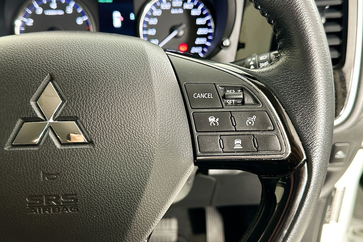 2021 Mitsubishi OUTLANDER LS 7 SEAT (2WD) ZL MY21