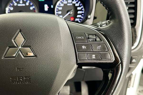 2021 Mitsubishi OUTLANDER LS 7 SEAT (2WD) ZL MY21