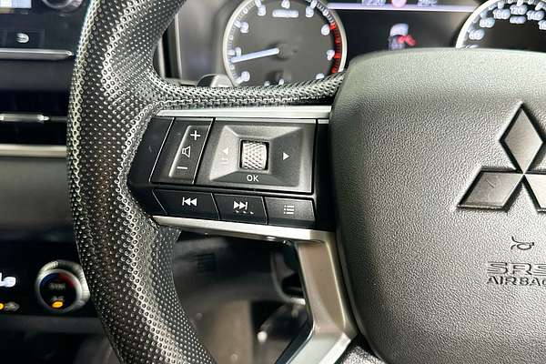 2022 Mitsubishi OUTLANDER ES 7 SEAT (2WD) ZM MY22