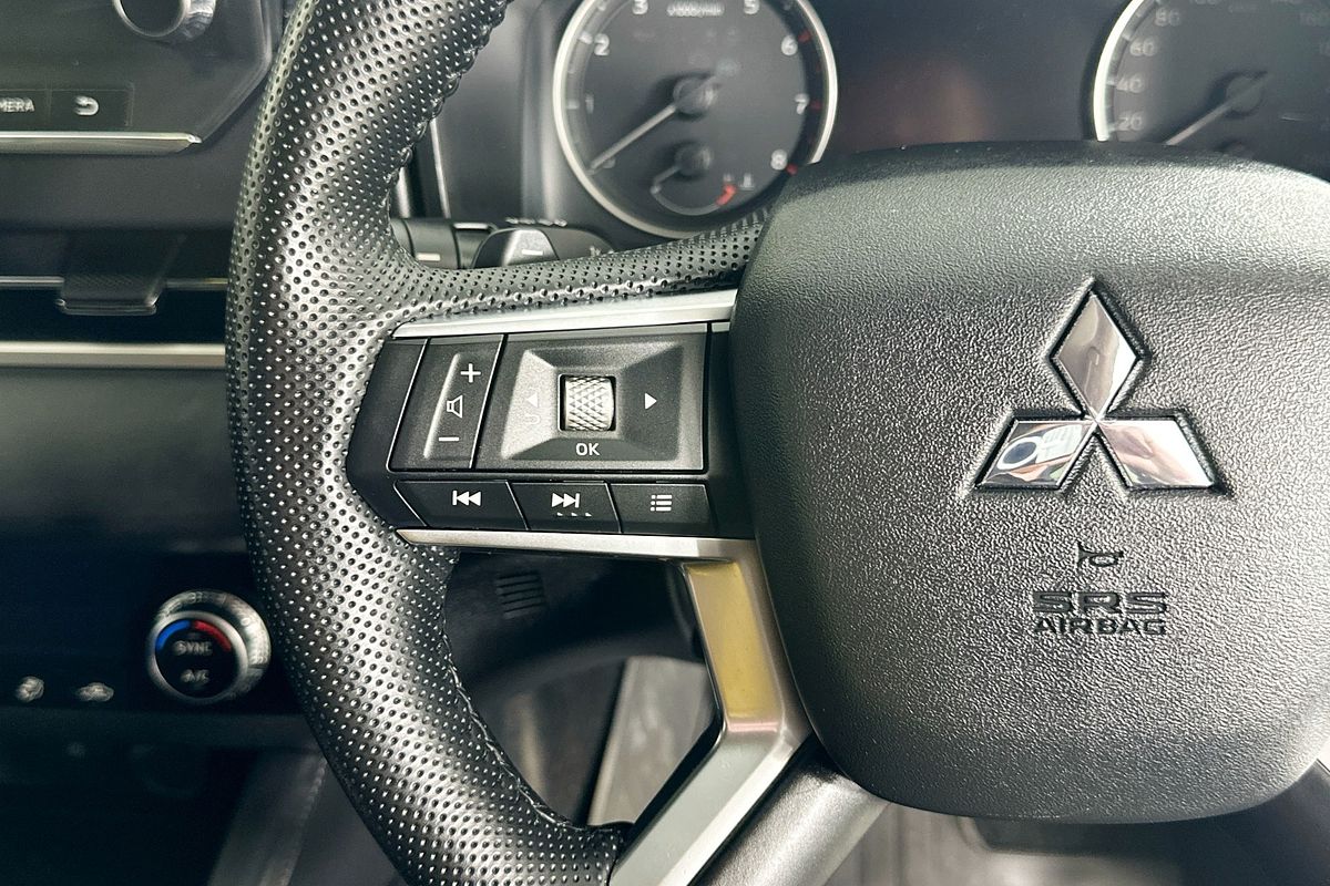 2023 Mitsubishi OUTLANDER LS 7 SEAT (AWD) ZM MY23