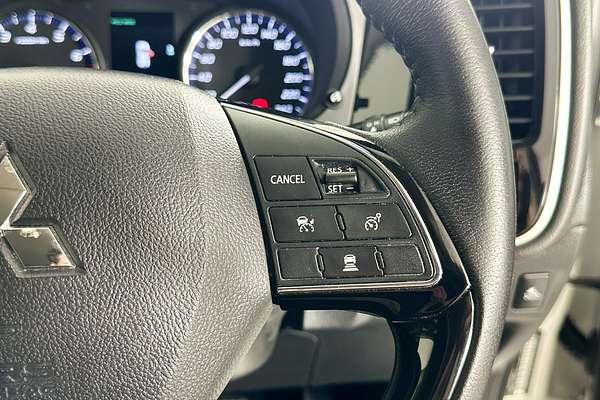 2018 Mitsubishi OUTLANDER LS 7 SEAT (2WD) ZL MY18.5