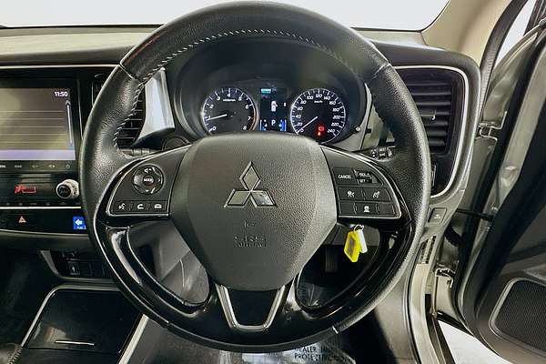 2021 Mitsubishi OUTLANDER ES ZL