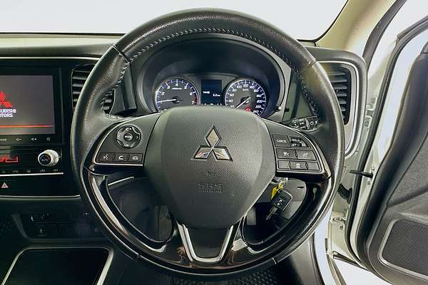 2020 Mitsubishi Outlander ES ZL