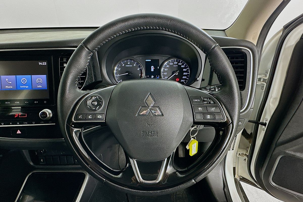 2021 Mitsubishi OUTLANDER ES ZL