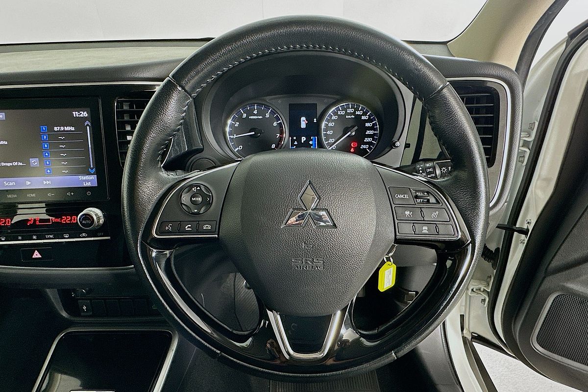 2021 Mitsubishi OUTLANDER ES 7 SEAT (2WD) ZL MY21
