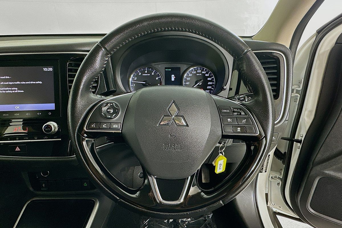2021 Mitsubishi OUTLANDER ES 7 SEAT (2WD) ZL MY21
