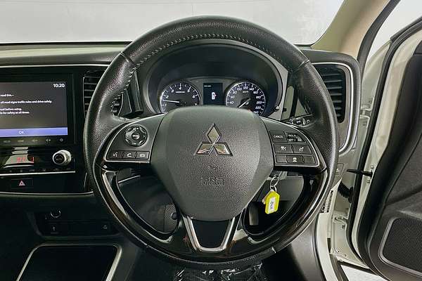 2021 Mitsubishi OUTLANDER ES 7 SEAT (2WD) ZL MY21