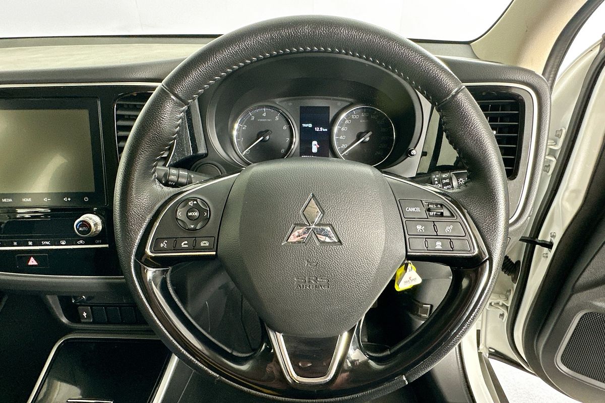 2021 Mitsubishi OUTLANDER ES 7 SEAT (2WD) ZL MY21