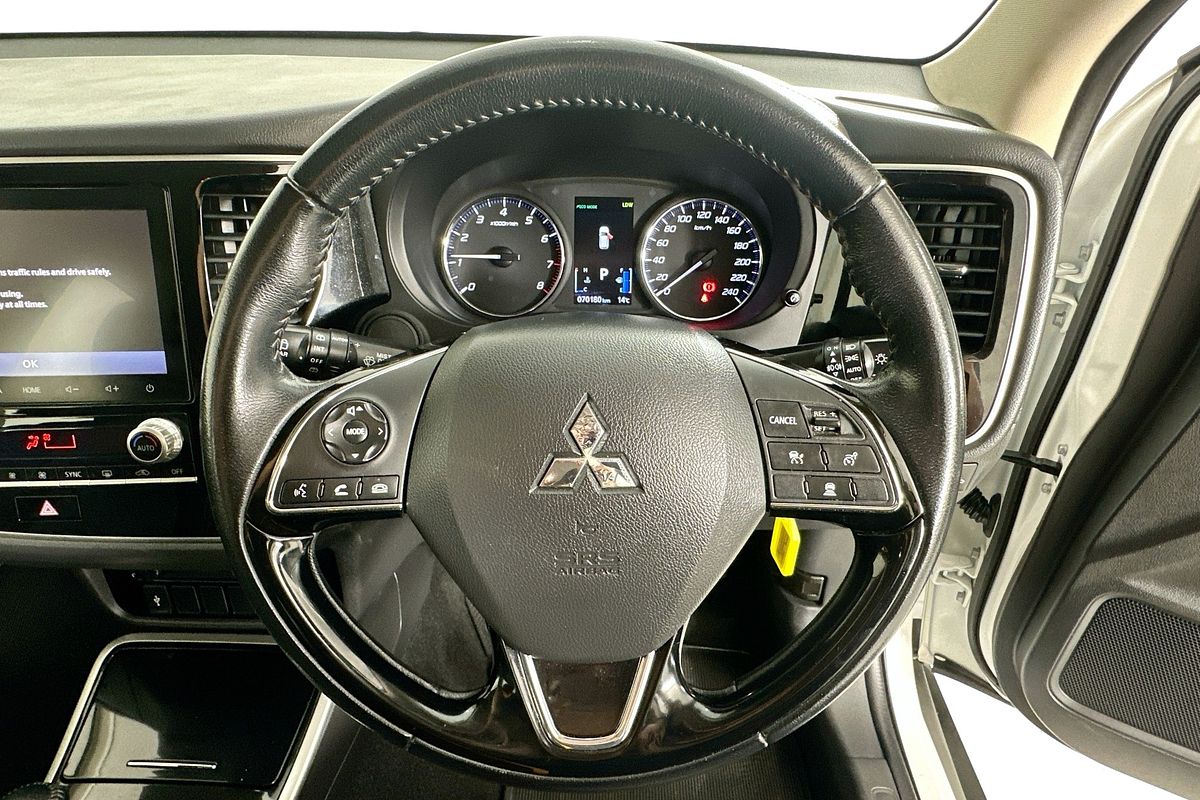 2021 Mitsubishi OUTLANDER ES 7 SEAT (2WD) ZL MY21