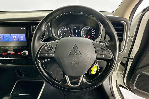 2021 Mitsubishi OUTLANDER ES 7 SEAT (2WD) ZL MY21