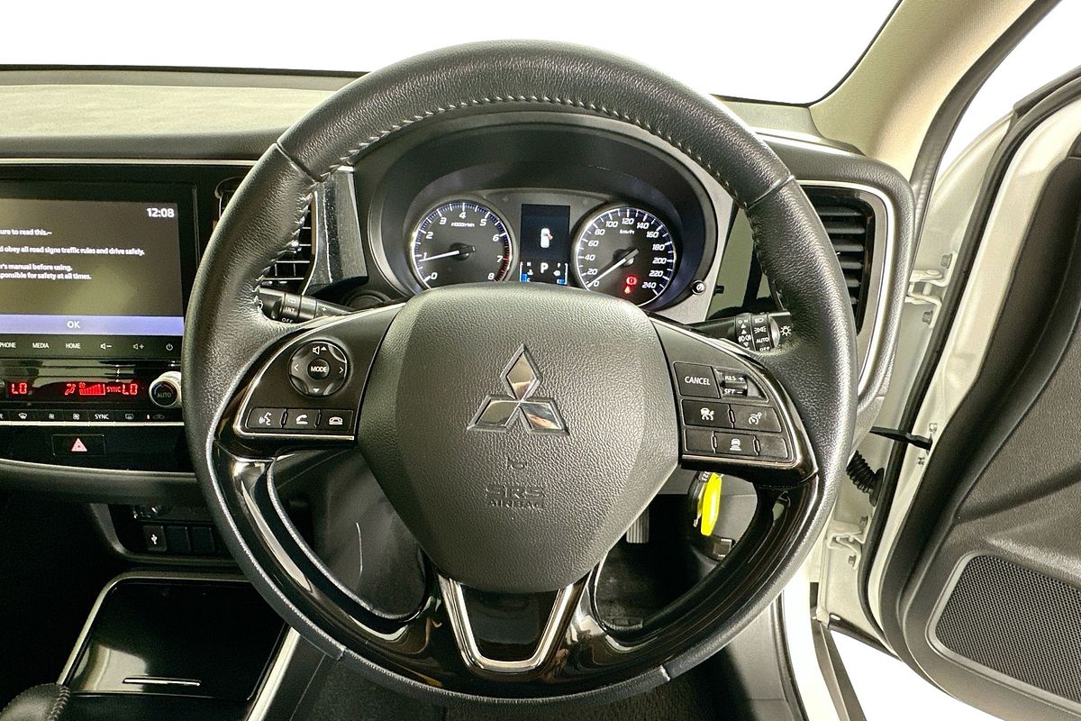 2021 Mitsubishi OUTLANDER ES 7 SEAT (2WD) ZL MY21