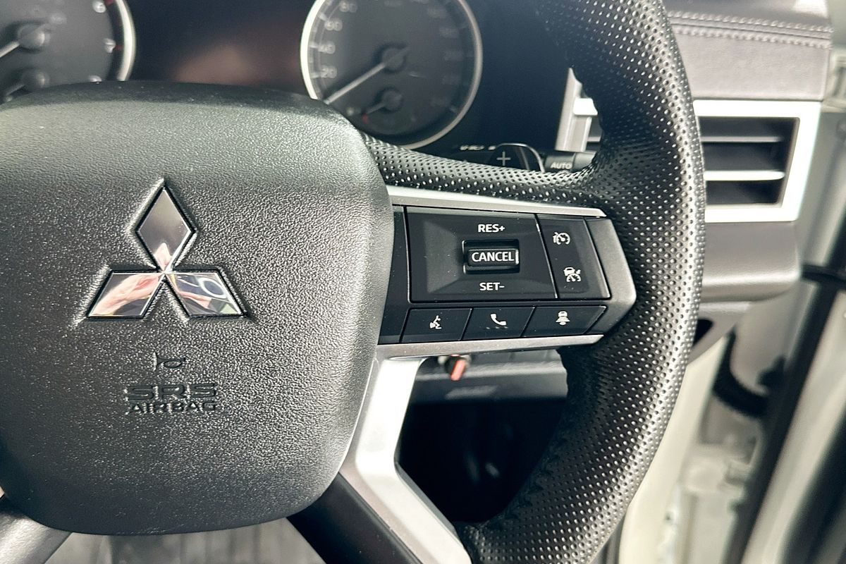 2023 Mitsubishi OUTLANDER LS 7 SEAT (AWD) ZM MY23