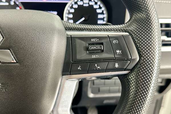 2022 Mitsubishi OUTLANDER ES 7 SEAT (2WD) ZM MY22.5