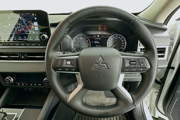 2024 Mitsubishi OUTLANDER LS 7 SEAT (2WD) ZM MY24