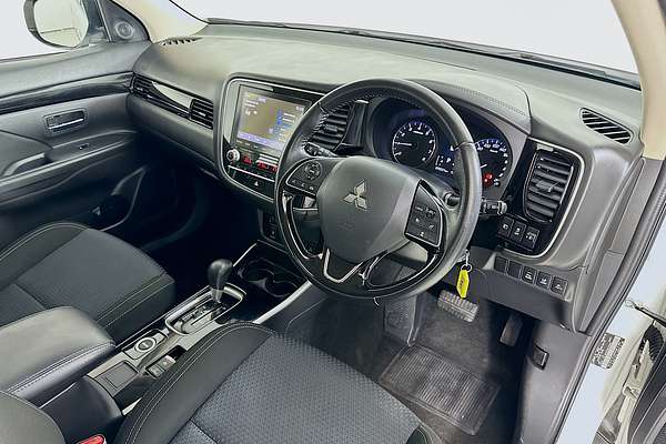 2021 Mitsubishi OUTLANDER ES 7 SEAT (AWD) ZL MY21