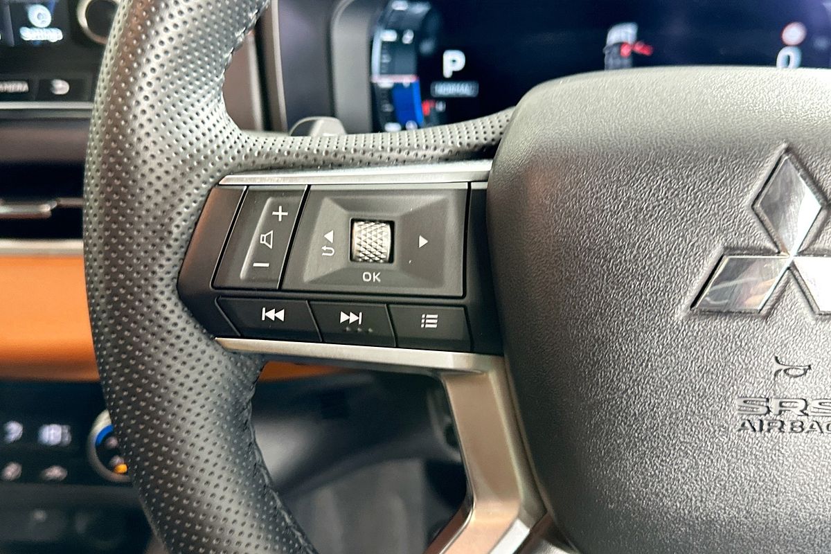 2023 Mitsubishi OUTLANDER EXCEED TOURER 7 SEAT (AWD) ZM MY23