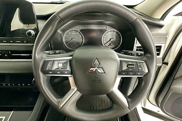 2022 Mitsubishi OUTLANDER ES 7 SEAT (2WD) ZM MY22