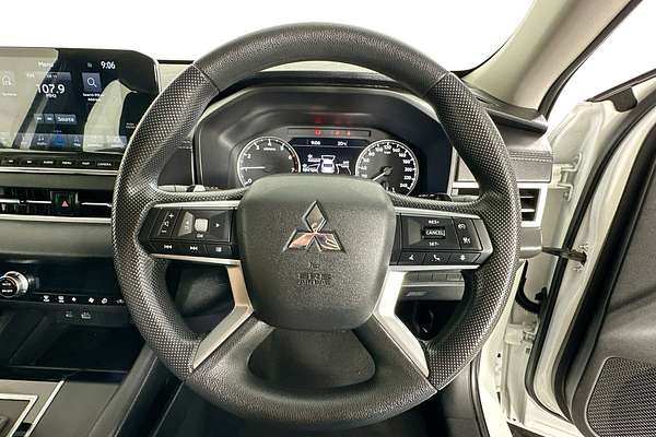 2022 Mitsubishi OUTLANDER ES 7 SEAT (2WD) ZM MY22.5