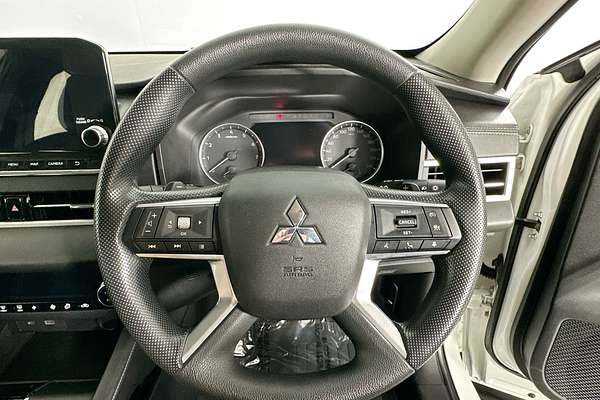 2022 Mitsubishi OUTLANDER ES 7 SEAT (2WD) ZM MY22