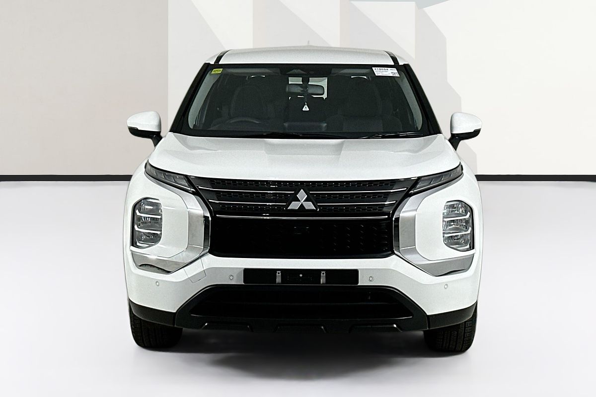 2024 Mitsubishi OUTLANDER ES 7 SEAT (2WD) ZM MY24