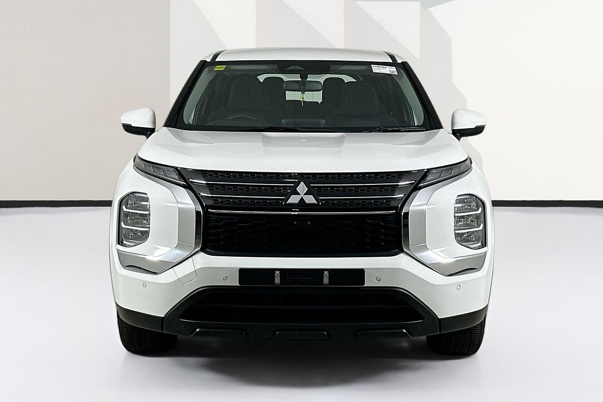 2023 Mitsubishi OUTLANDER ES 7 SEAT (2WD) ZM MY23
