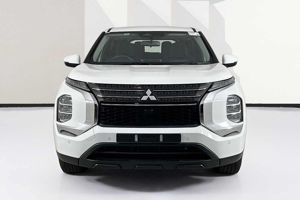 2024 Mitsubishi OUTLANDER ES 7 SEAT (2WD) ZM MY24