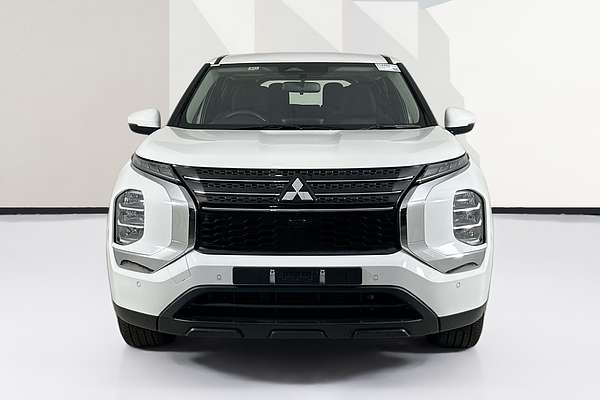 2024 Mitsubishi OUTLANDER ES 7 SEAT (2WD) ZM MY24
