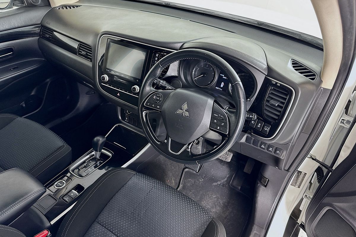 2021 Mitsubishi OUTLANDER ES 7 SEAT (AWD) ZL MY21