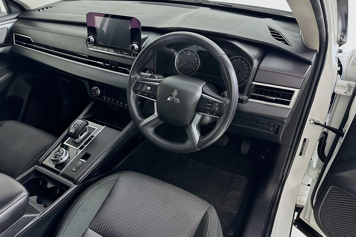 2023 Mitsubishi OUTLANDER ES 5 SEAT (2WD) ZM MY23