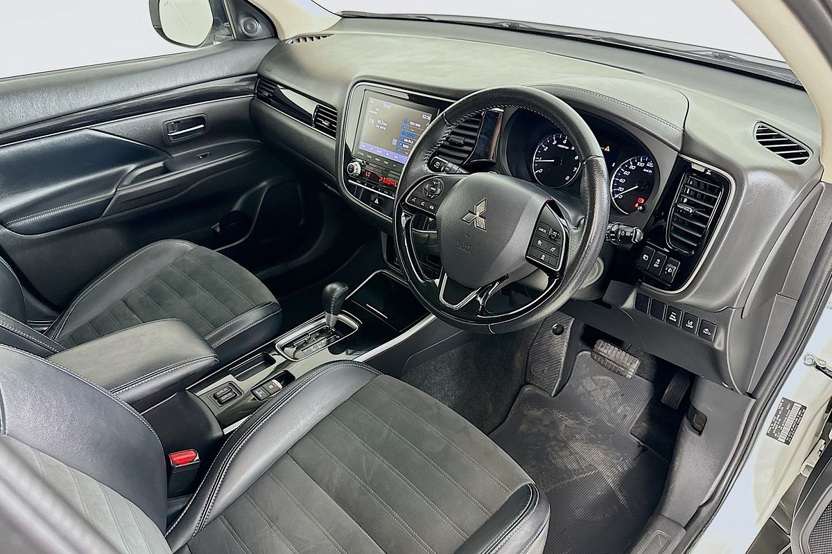2021 Mitsubishi OUTLANDER LS 7 SEAT (2WD) ZL MY21