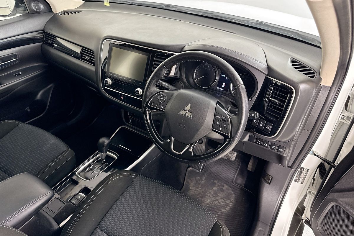 2021 Mitsubishi OUTLANDER ES 7 SEAT (2WD) ZL MY21