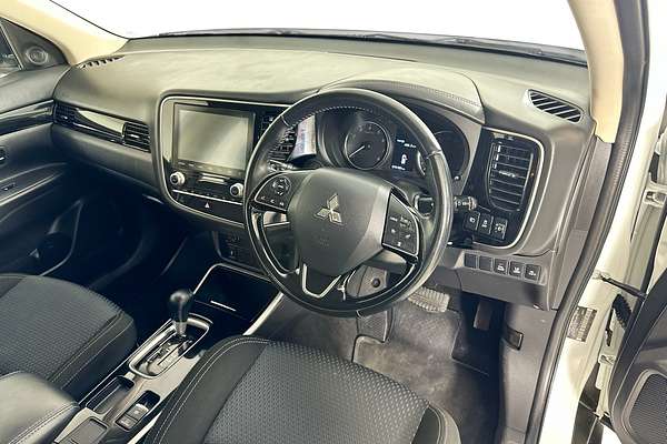 2021 Mitsubishi OUTLANDER ES 7 SEAT (2WD) ZL MY21