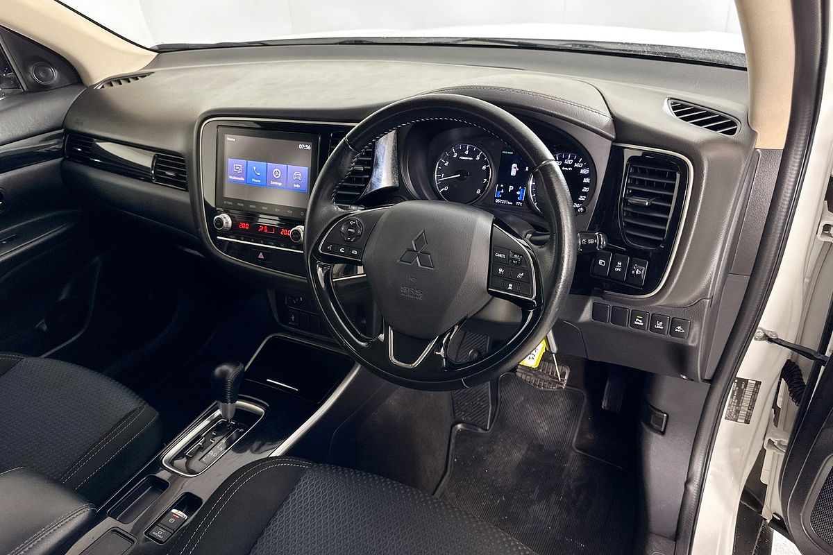 2021 Mitsubishi OUTLANDER ES 7 SEAT (2WD) ZL MY21