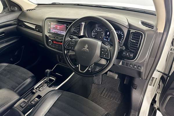 2018 Mitsubishi OUTLANDER LS 7 SEAT (2WD) ZL MY18.5