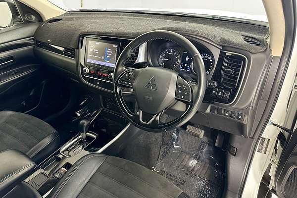 2020 Mitsubishi OUTLANDER LS 7 SEAT (2WD) ZL MY20