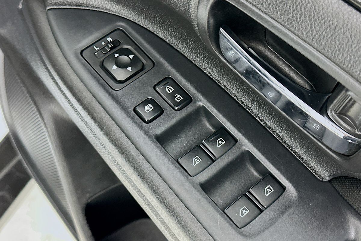 2021 Mitsubishi OUTLANDER ES ZL