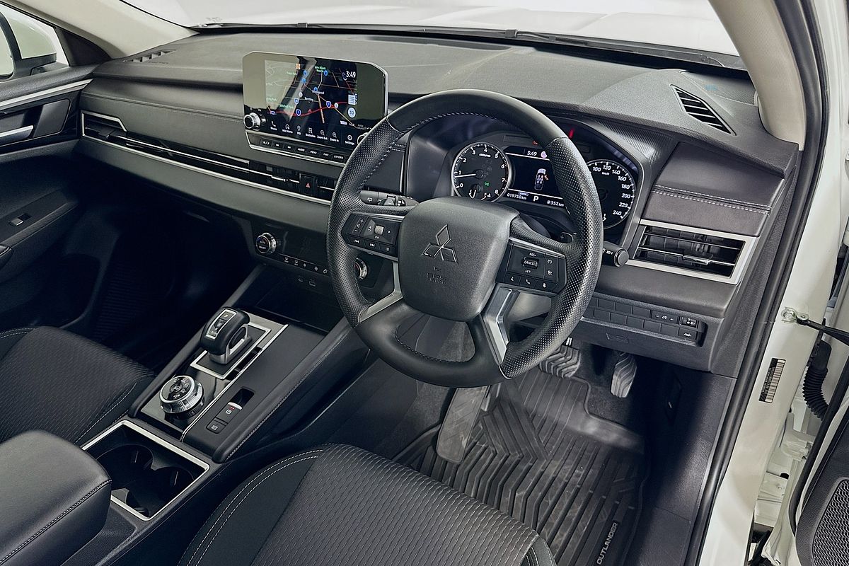 2024 Mitsubishi OUTLANDER LS 7 SEAT (2WD) ZM MY24