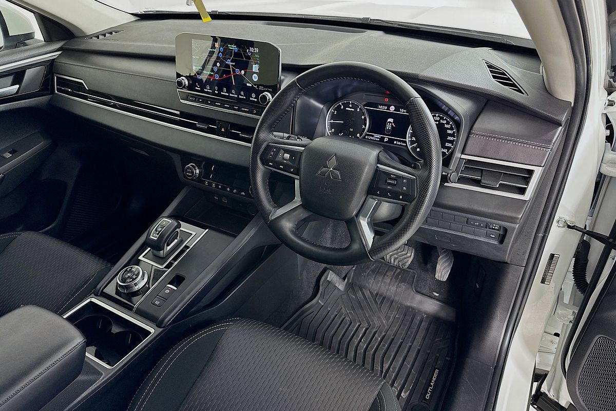 2024 Mitsubishi OUTLANDER LS 7 SEAT (2WD) ZM MY24