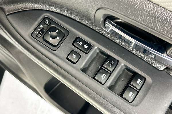 2017 Mitsubishi OUTLANDER LS (4x2) ZK MY17