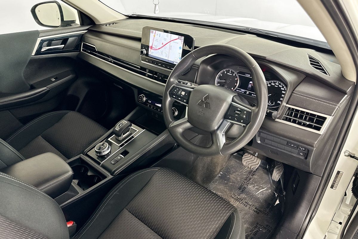 2022 Mitsubishi OUTLANDER ES 7 SEAT (2WD) ZM MY22