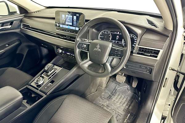 2022 Mitsubishi OUTLANDER ES 7 SEAT (2WD) ZM MY22.5