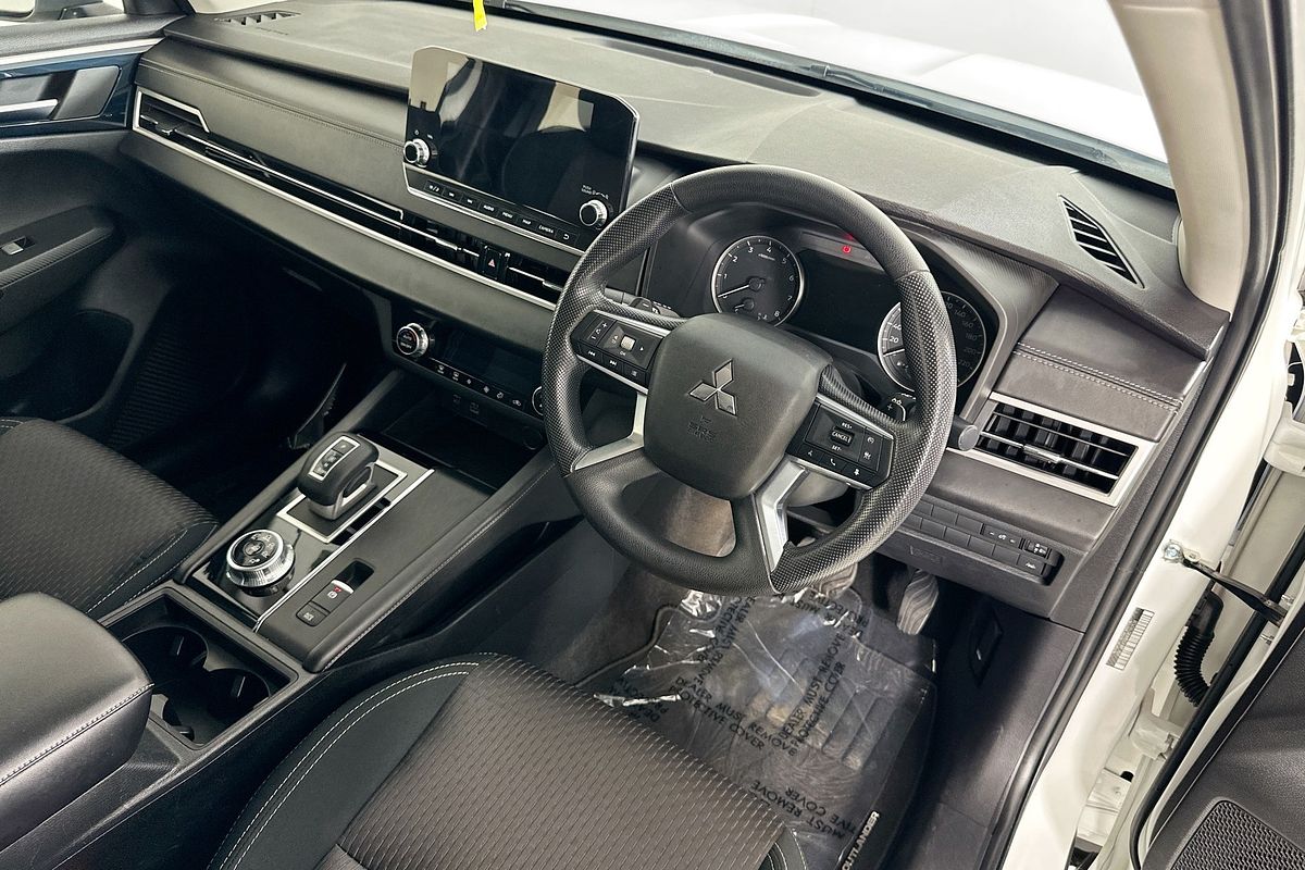 2022 Mitsubishi OUTLANDER ES 7 SEAT (2WD) ZM MY22