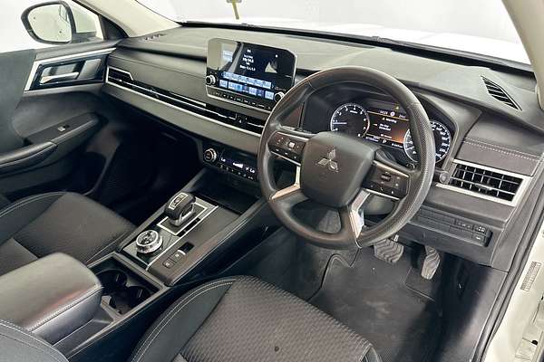 2022 Mitsubishi OUTLANDER ES 7 SEAT (2WD) ZM MY22