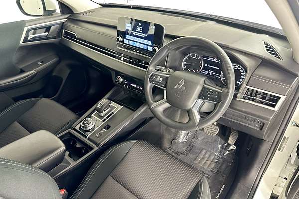 2022 Mitsubishi OUTLANDER ES 7 SEAT (2WD) ZM MY22.5