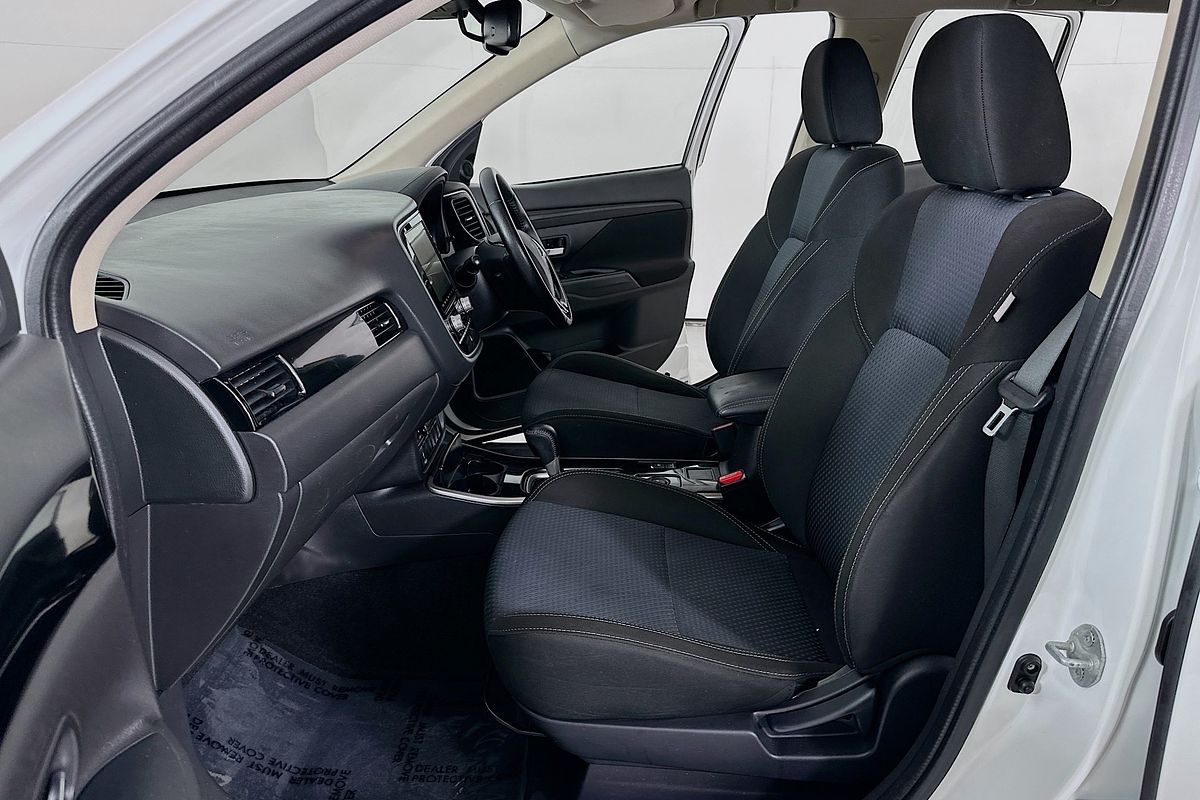 2020 Mitsubishi OUTLANDER ES 7 SEAT (AWD) ZL MY20