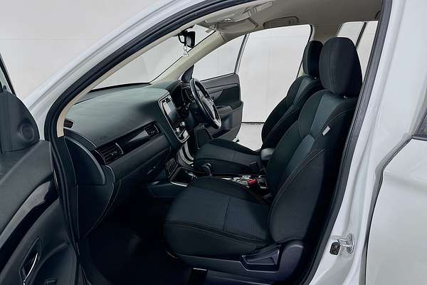 2021 Mitsubishi OUTLANDER ES 7 SEAT (AWD) ZL MY21